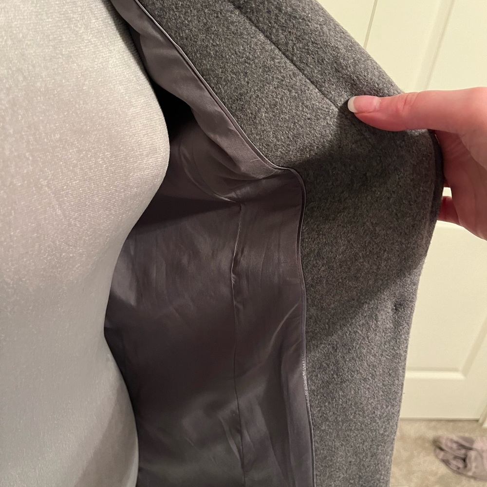 Wool coat - Picture 8 of 10